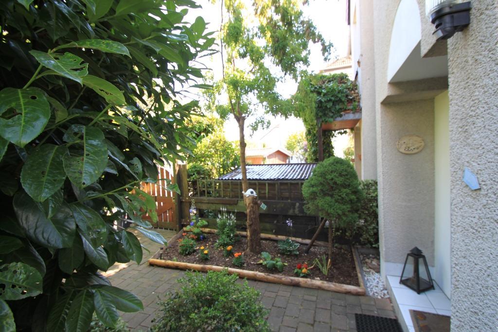 B&B Am See Koeln - Privatzimmer Camera foto