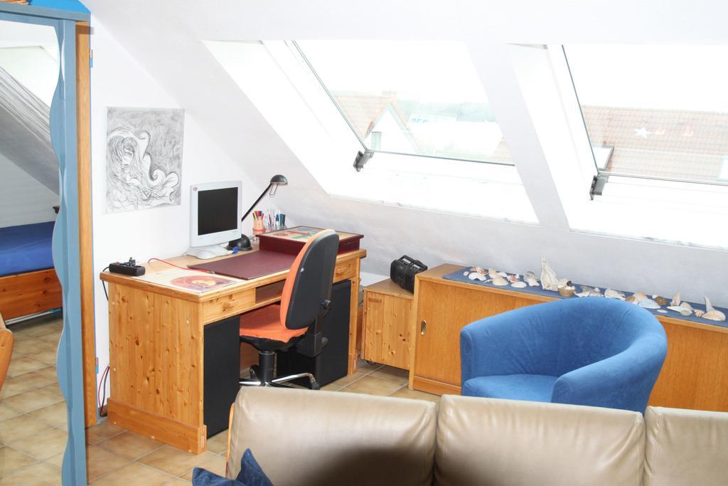 B&B Am See Koeln - Privatzimmer Esterno foto