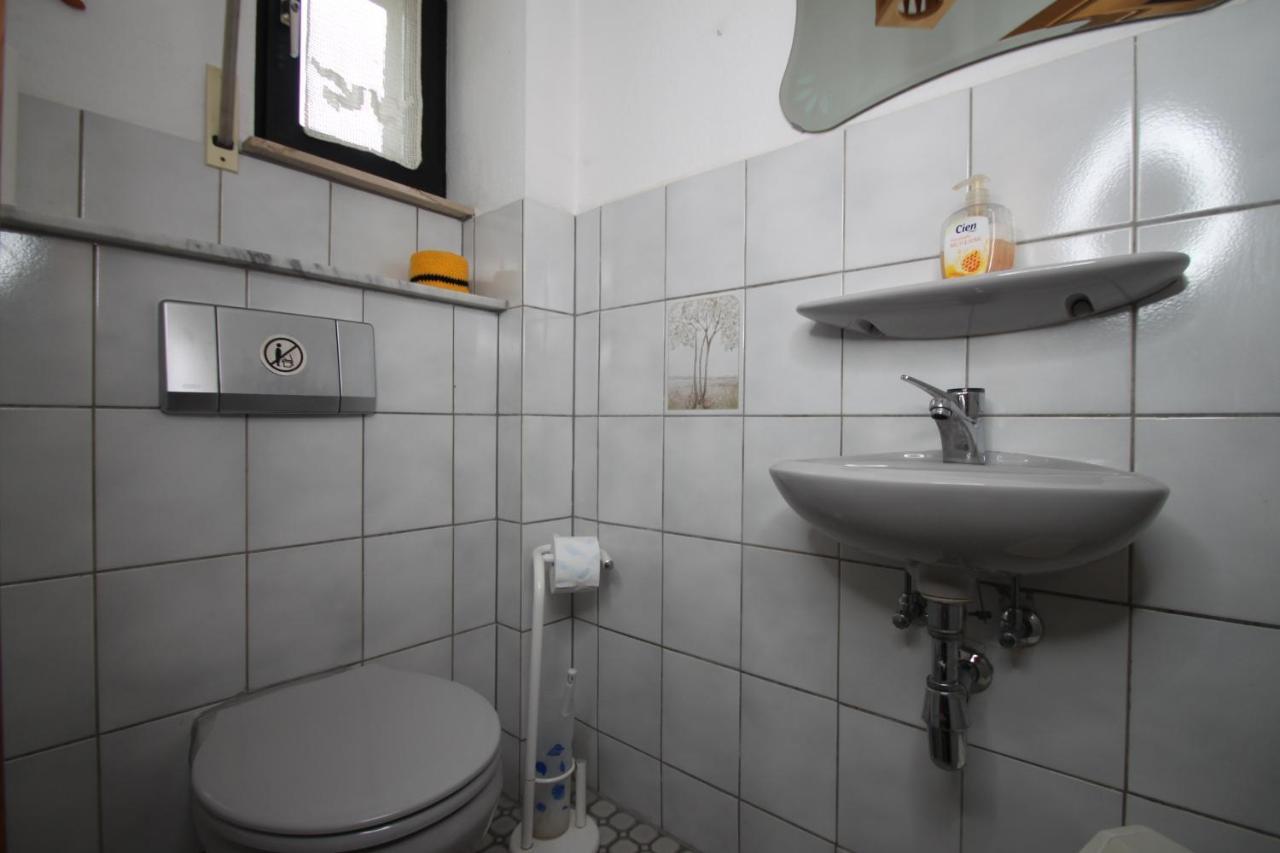 B&B Am See Koeln - Privatzimmer Esterno foto